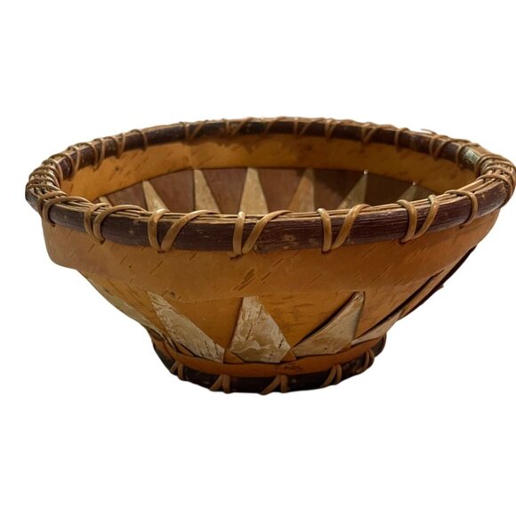 Alaska Native Eskimo Birch Bark Basket With Lattice Stitching & Diamond Pattern - Picture 1 of 9